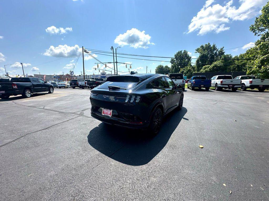 new 2025 Ford Mustang Mach-E car
