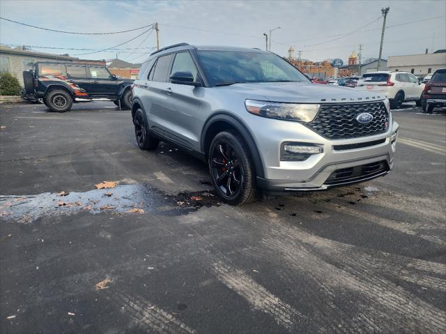 used 2023 Ford Explorer car, priced at $52,995