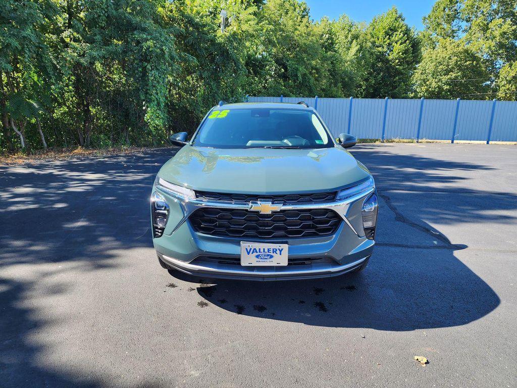 used 2025 Chevrolet Trax car, priced at $22,183