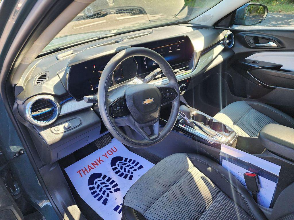 used 2025 Chevrolet Trax car, priced at $22,183
