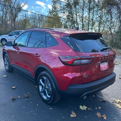 new 2025 Ford Escape car, priced at $34,225