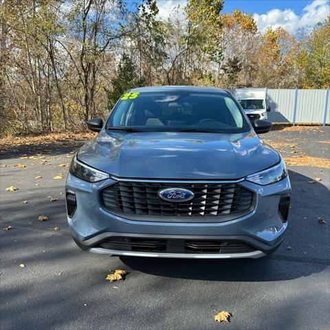 new 2025 Ford Escape car, priced at $30,800