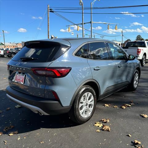 new 2025 Ford Escape car, priced at $30,800