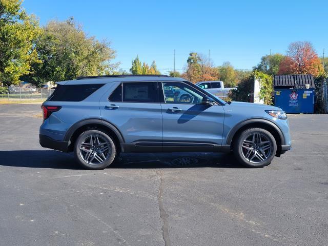new 2025 Ford Explorer car, priced at $50,147