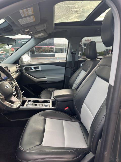 used 2022 Ford Explorer car, priced at $28,366