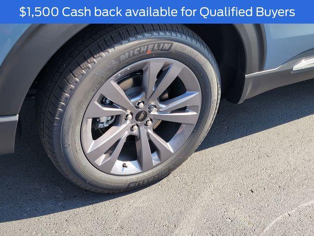 new 2025 Ford Explorer car, priced at $46,820