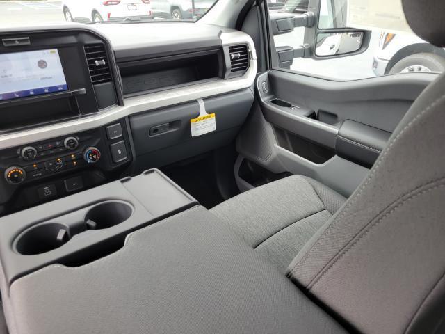 new 2025 Ford F-350 car, priced at $55,648