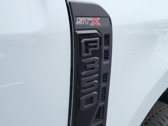 new 2025 Ford F-350 car, priced at $55,648