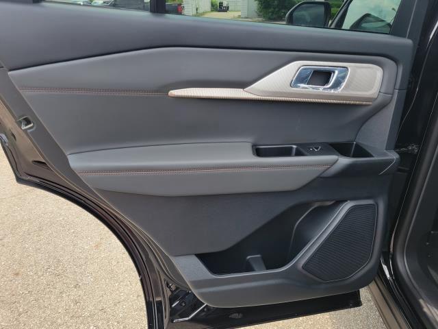 new 2025 Ford Explorer car, priced at $43,191