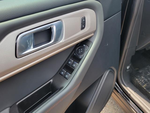 new 2025 Ford Explorer car, priced at $42,941