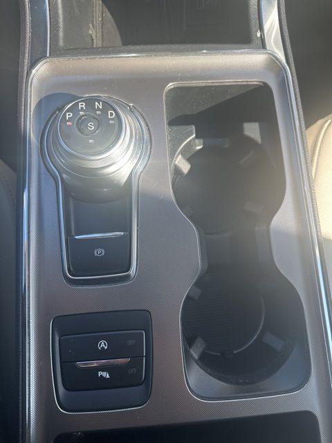 used 2024 Ford Edge car, priced at $30,350