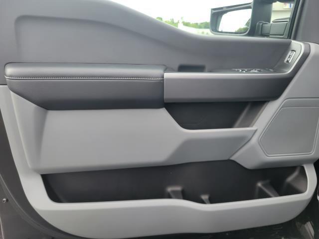 new 2025 Ford F-350 car, priced at $56,471