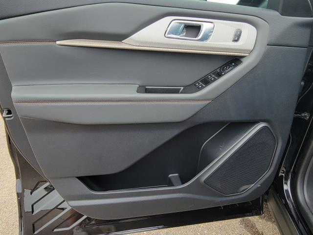 new 2025 Ford Explorer car, priced at $45,050