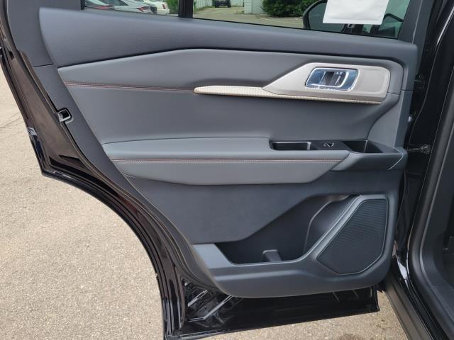 new 2025 Ford Explorer car, priced at $45,050