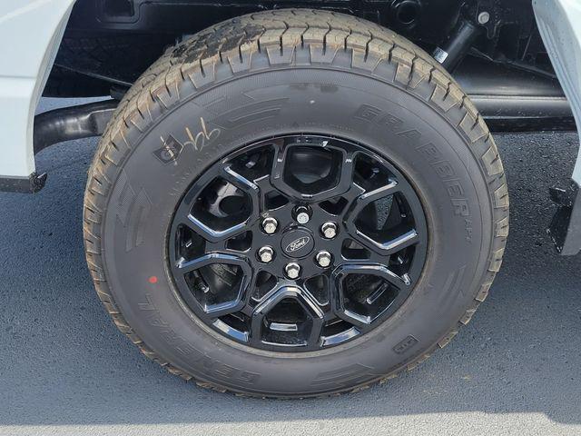 new 2025 Ford F-150 car, priced at $53,954
