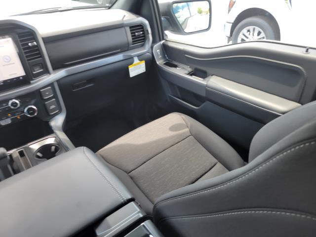 new 2025 Ford F-150 car, priced at $54,154