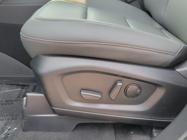 new 2025 Ford Explorer car, priced at $45,229