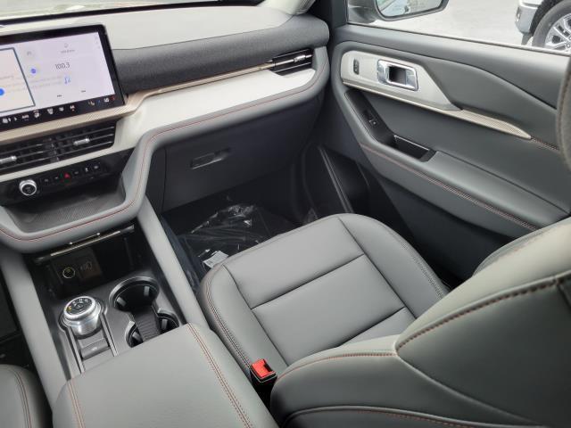 new 2025 Ford Explorer car, priced at $44,691