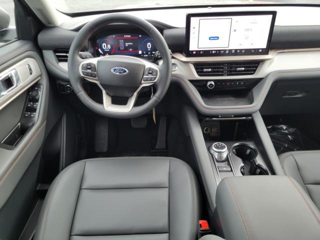 new 2025 Ford Explorer car, priced at $44,691