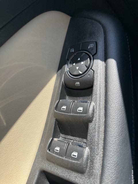 used 2022 Ford Edge car, priced at $28,159