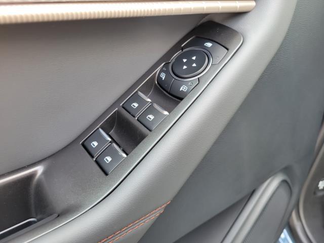 new 2025 Ford Explorer car, priced at $43,936