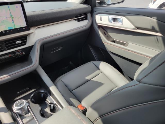 new 2025 Ford Explorer car, priced at $43,936