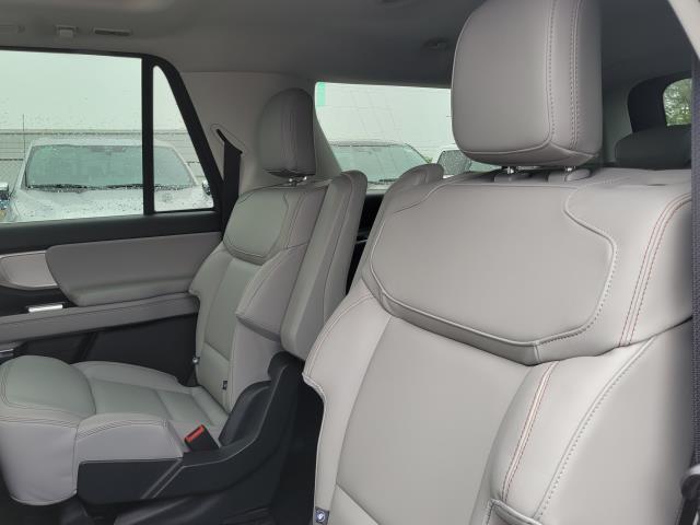 new 2025 Ford Expedition Max car, priced at $70,842