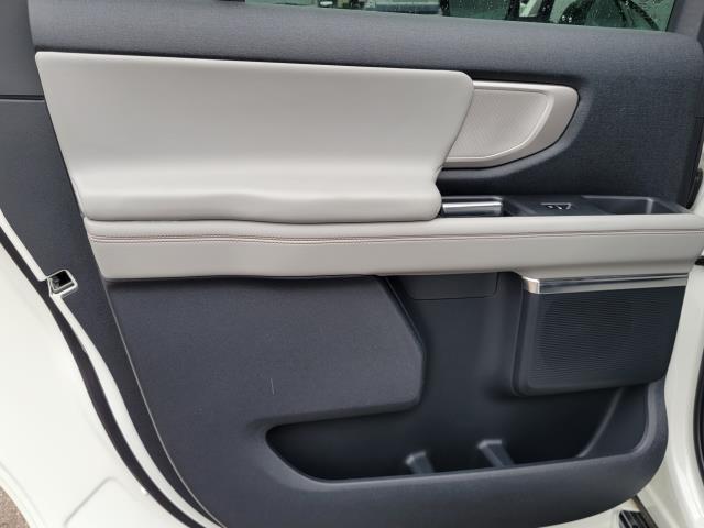 new 2025 Ford Expedition Max car, priced at $70,842