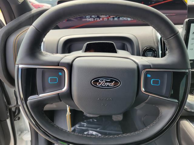 new 2025 Ford Expedition car, priced at $81,008
