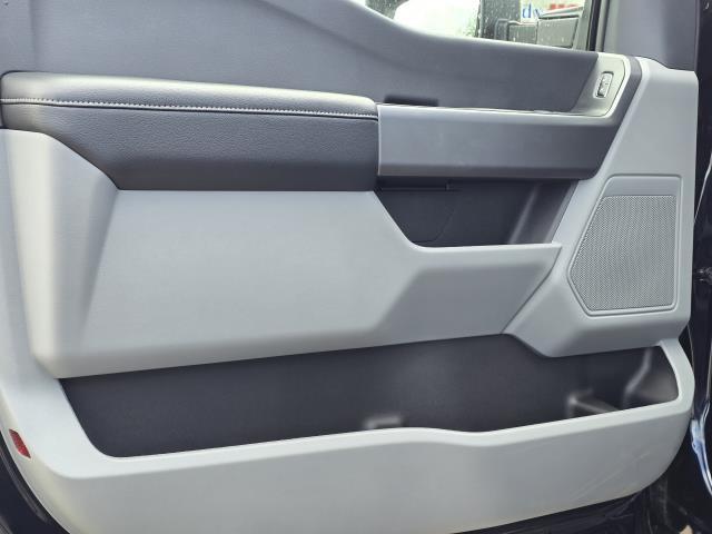 new 2025 Ford F-250 car, priced at $65,672