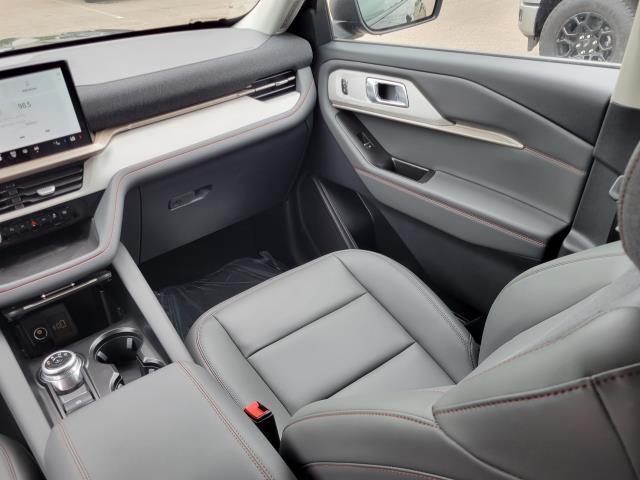 new 2025 Ford Explorer car, priced at $44,870