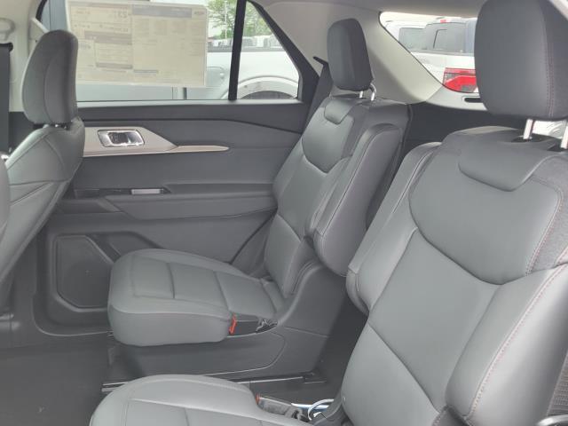 new 2025 Ford Explorer car, priced at $44,870