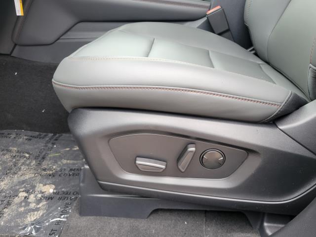 new 2025 Ford Explorer car, priced at $44,870