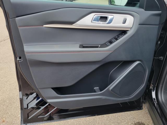 new 2025 Ford Explorer car, priced at $44,870