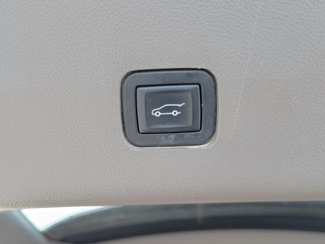 used 2018 Chevrolet Traverse car, priced at $17,523