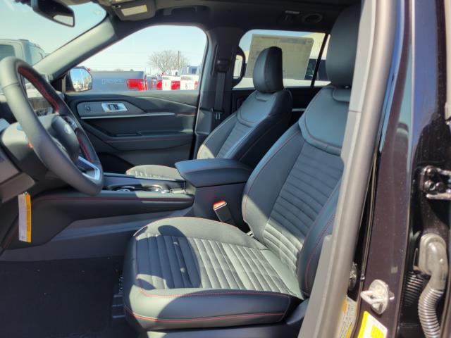 new 2025 Ford Explorer car, priced at $48,699