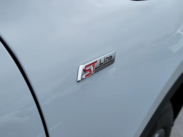 new 2025 Ford Escape car, priced at $30,425