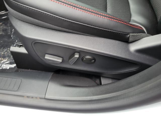 new 2025 Ford Escape car, priced at $30,425