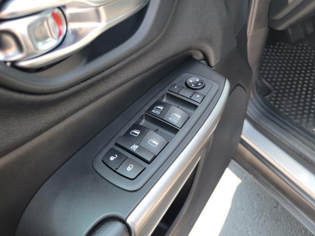 used 2019 Jeep Cherokee car, priced at $18,129