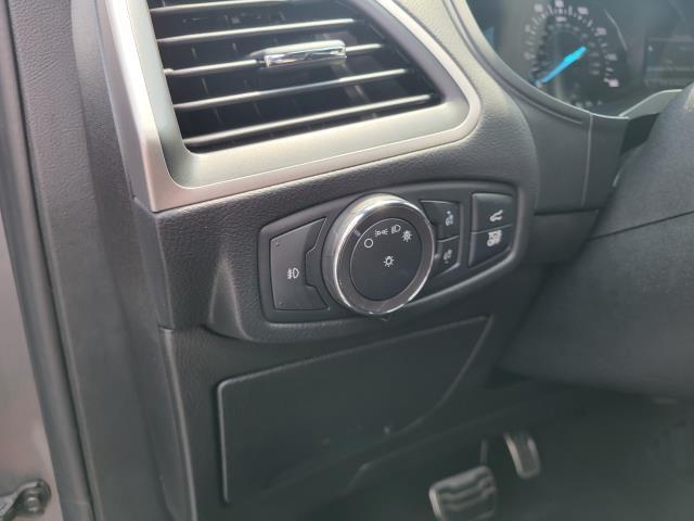 used 2022 Ford Edge car, priced at $26,616