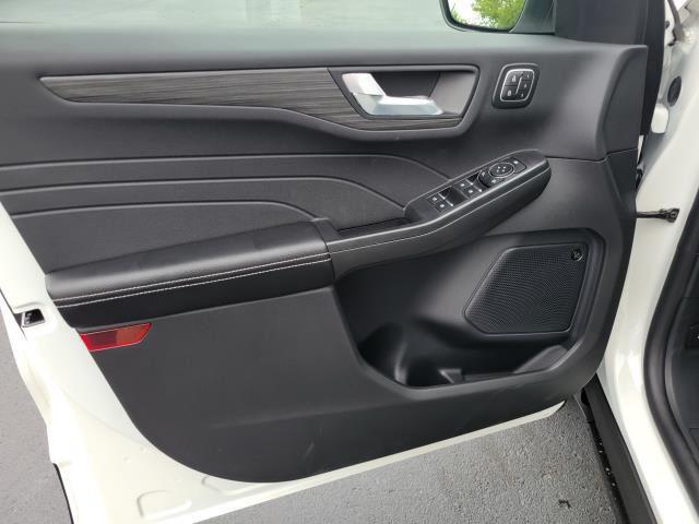 new 2025 Ford Escape PHEV car, priced at $34,537