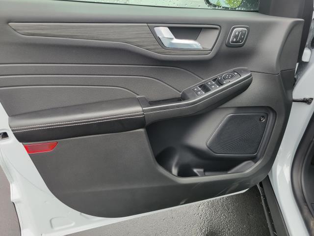 new 2025 Ford Escape PHEV car, priced at $36,540