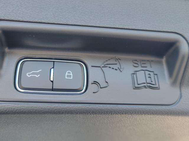 new 2025 Ford Explorer car, priced at $46,723