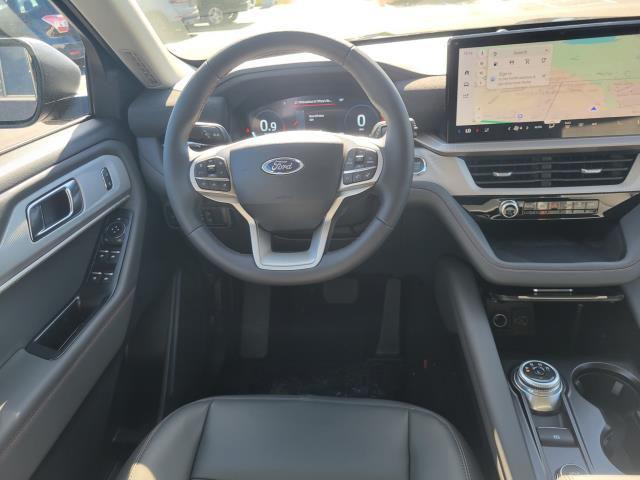 new 2025 Ford Explorer car, priced at $47,723