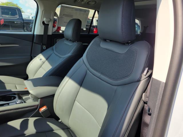 new 2025 Ford Explorer car, priced at $45,876