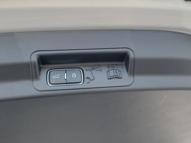 new 2025 Ford Explorer car, priced at $45,876