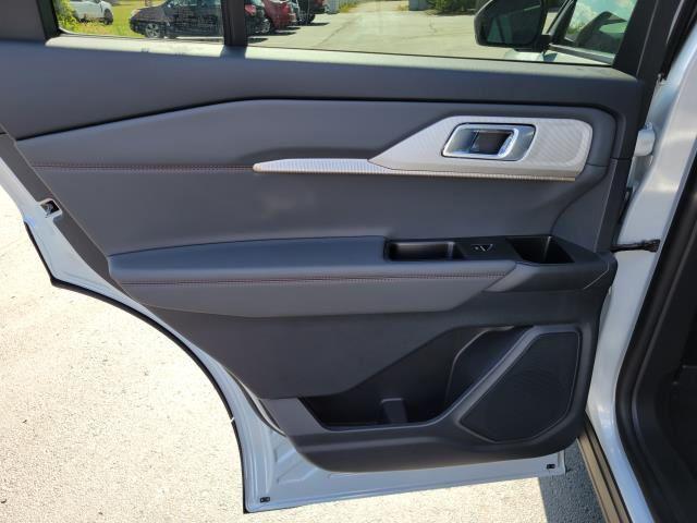 new 2025 Ford Explorer car, priced at $46,376