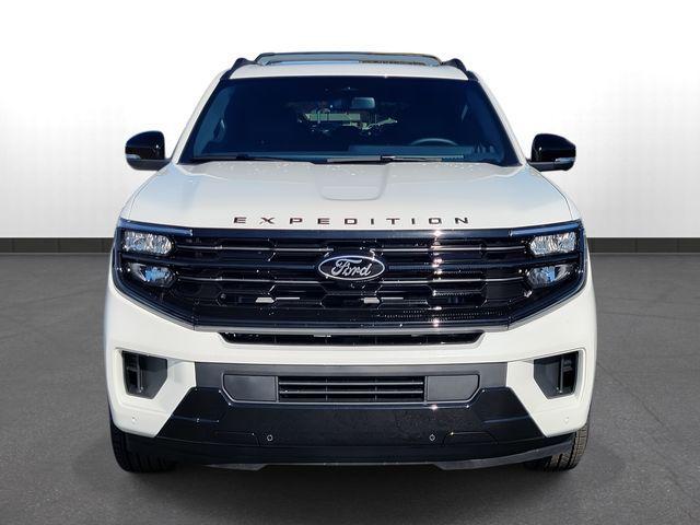 new 2025 Ford Expedition car, priced at $80,985