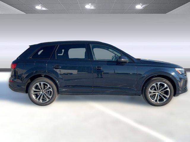 new 2026 Audi Q7 car, priced at $68,140