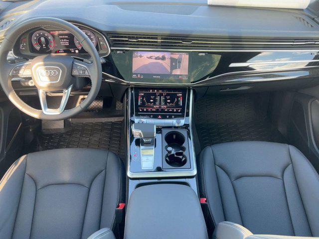 new 2025 Audi Q7 car, priced at $70,371